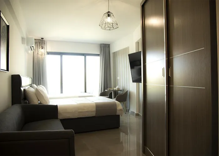 Jimmy\'S Suites