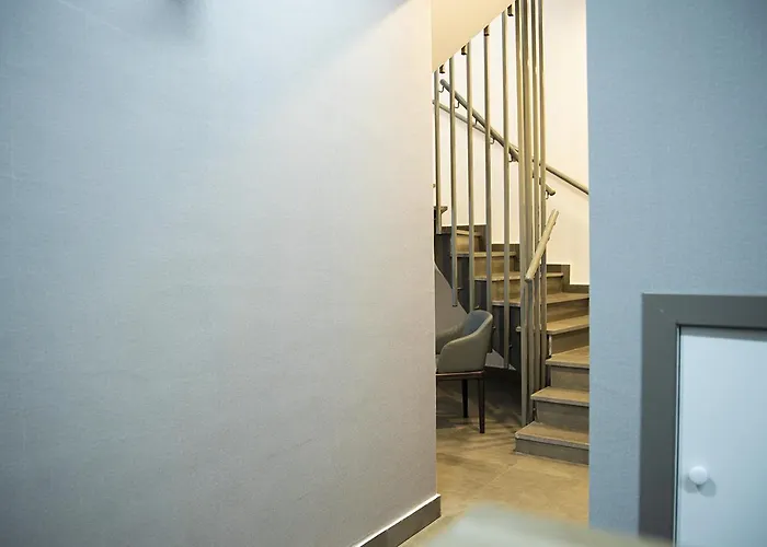 Jimmy\'S Suites